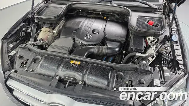 Mercedes-Benz GLE-Class 2019 — Şəkil 6/20