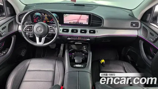 Mercedes-Benz GLE-Class 2019 — Şəkil 7/20