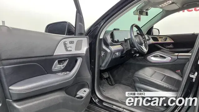 Mercedes-Benz GLE-Class 2019 — Şəkil 10/20