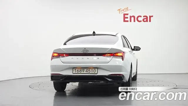Hyundai Avante 2023 — Фото 4/20