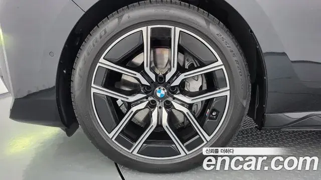 BMW 7 Series 2025 — Photo 5/20
