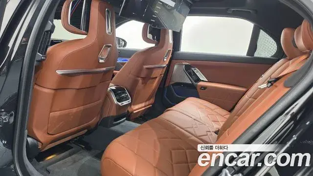 BMW 7 Series 2025 — Photo 11/20