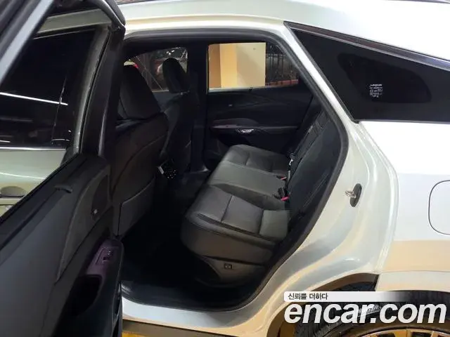 Lexus RX350h 2025 — Photo 11/18