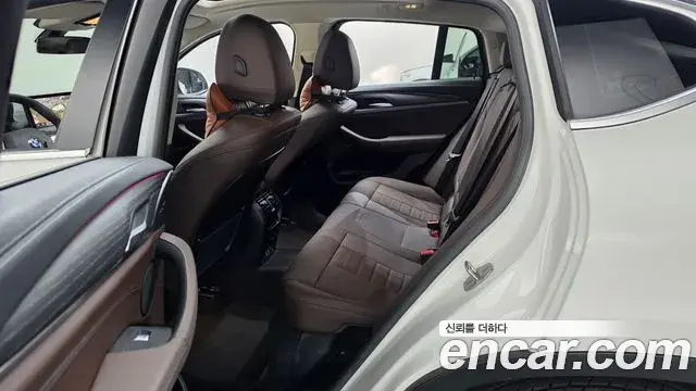 BMW X4 2023 — Photo 20/20