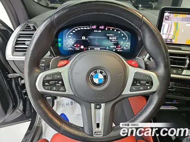 BMW X4 2023 — Photo 8/19