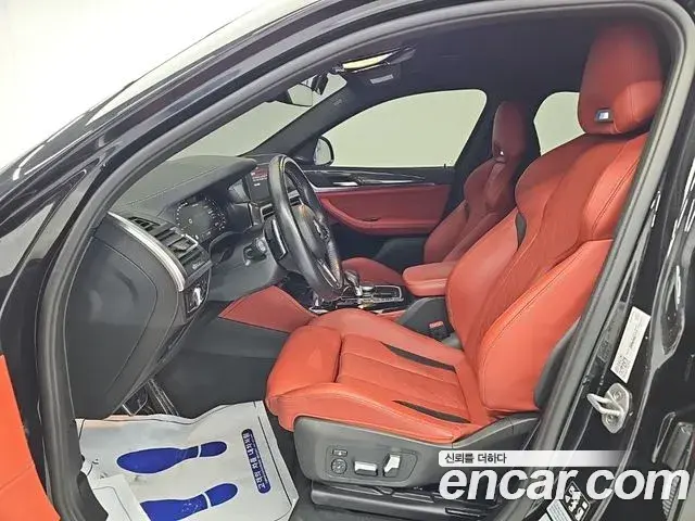 BMW X4 2023 — Photo 10/19