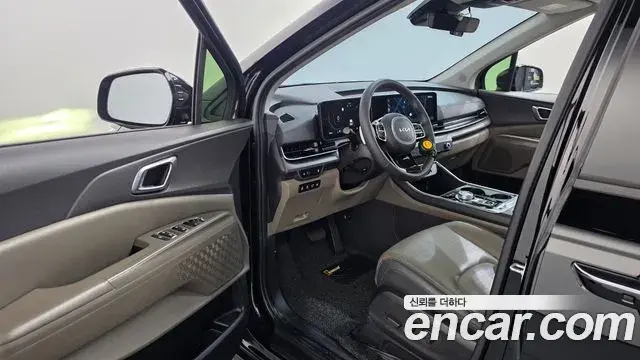 Kia Carnival 2024 — Photo 9/20