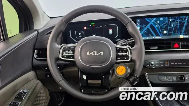 Kia Carnival 2024 — Photo 14/20