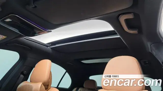 Mercedes-Benz E-Class 2024 — Photo 18/20
