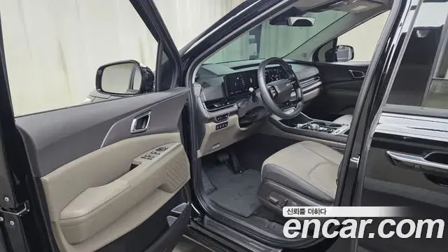 Kia Carnival 2025 — Photo 10/20