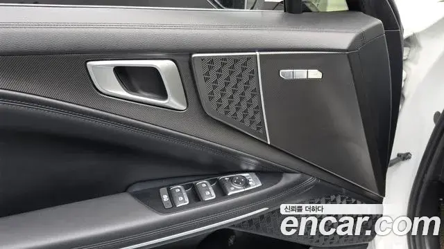 Kia K8 2025 — Photo 17/20