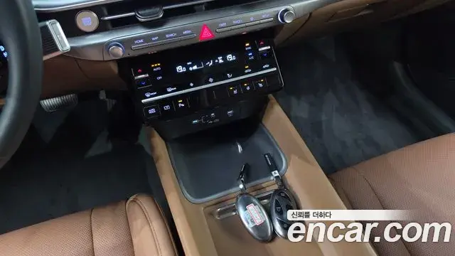 Hyundai Grandeur 2025 — Фото 15/20