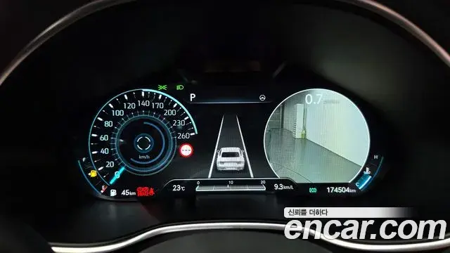 Genesis Electrified G80 2022 — Photo 8/20