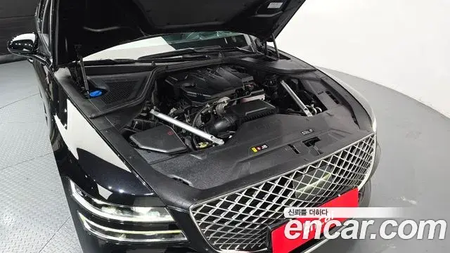 Genesis Electrified G80 2022 — Photo 5/20
