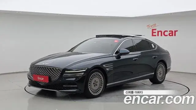 Genesis Electrified G80 2023 — Photo 1/20