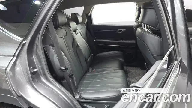Genesis GV80 2022 — Photo 11/20