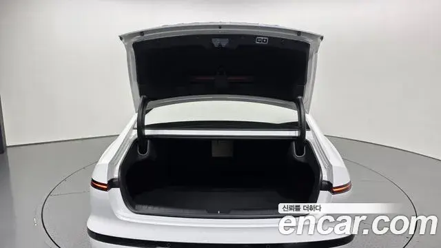 Hyundai Grandeur 2023 — Photo 20/20