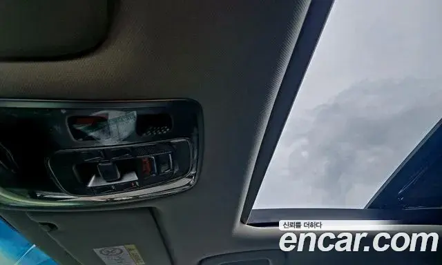 Genesis Electrified G80 2021 — Photo 17/17
