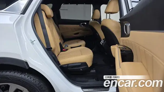 Kia Sorento 2021 — Photo 11/20