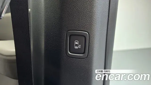 Kia Carnival 2024 — Photo 16/20