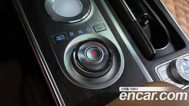 Genesis GV80 2021 — Photo 9/20
