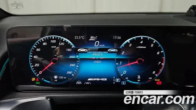 Mercedes-Benz GLB-Class 2022 — Photo 8/20