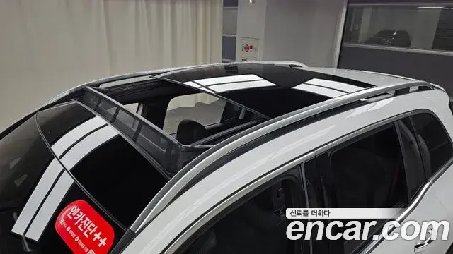 Mercedes-Benz GLB-Class 2022 — Photo 16/20