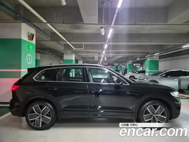 Volkswagen Touareg 2026 — Photo 2/6