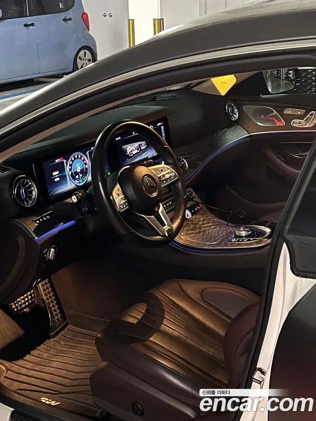 Mercedes-Benz CLS-Class 2020 — Photo 6/18