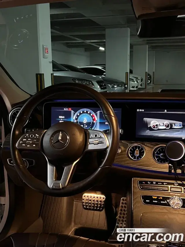 Mercedes-Benz CLS-Class 2020 — Photo 13/18