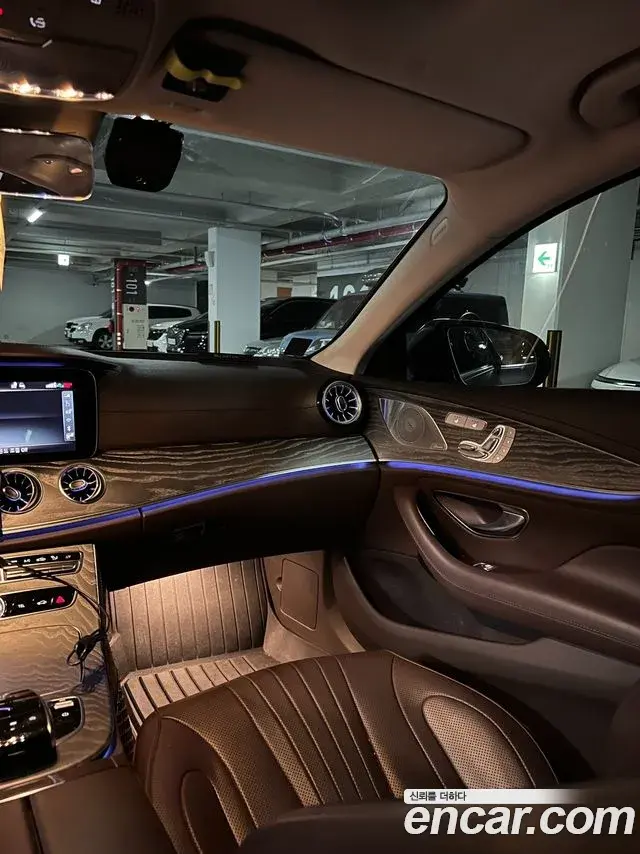 Mercedes-Benz CLS-Class 2020 — Photo 15/18