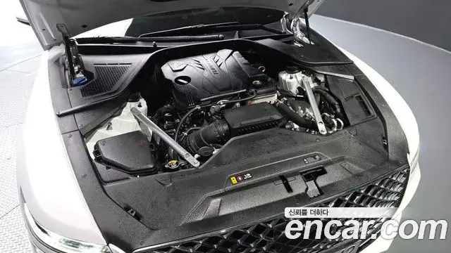 Genesis Electrified G80 2023 — Photo 6/20