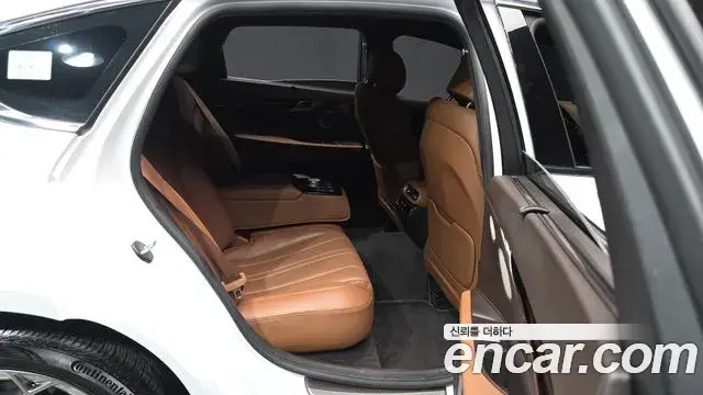 Genesis Electrified G80 2023 — Photo 12/20