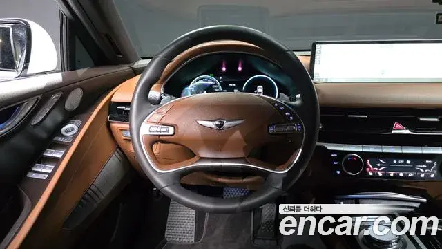 Genesis Electrified G80 2023 — Photo 13/20