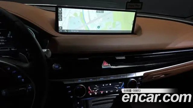Genesis Electrified G80 2023 — Photo 14/20