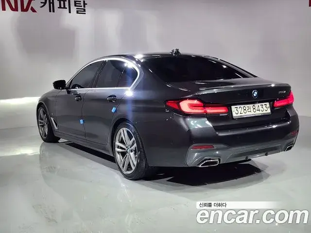 BMW 5 Series 2020 — ფოტო 6/20