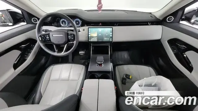 Land Rover Range Rover Evoque 2024 — Фото 7/20