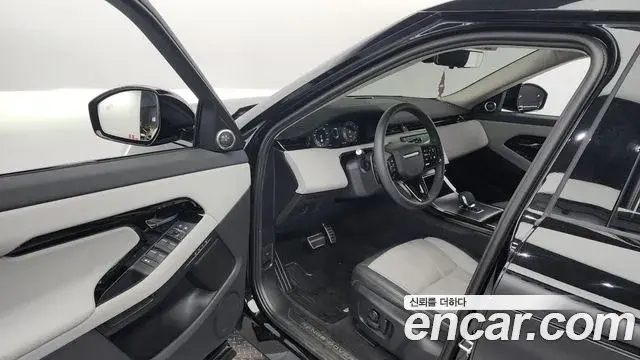 Land Rover Range Rover Evoque 2024 — Фото 10/20