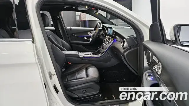 Mercedes-Benz GLC-Class 2020 — ფოტო 16/20