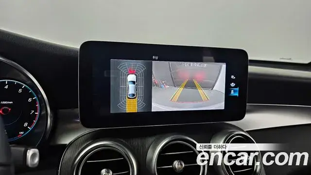 Mercedes-Benz GLC-Class 2020 — ფოტო 13/20