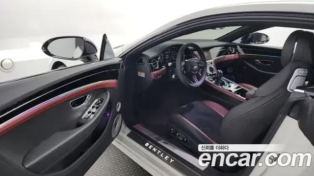Bentley Continental GT 2023 — Şəkil 14/20