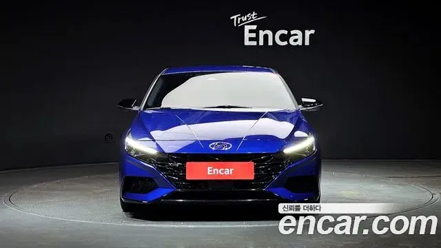 Hyundai The New Avante Hybrid 2021 — ფოტო 9/20