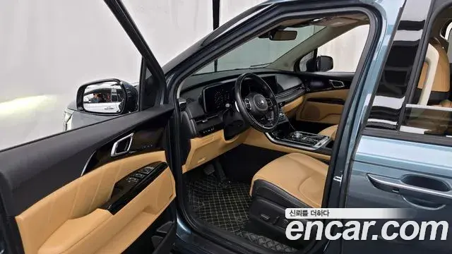 Kia Carnival 2020 — ფოტო 10/20