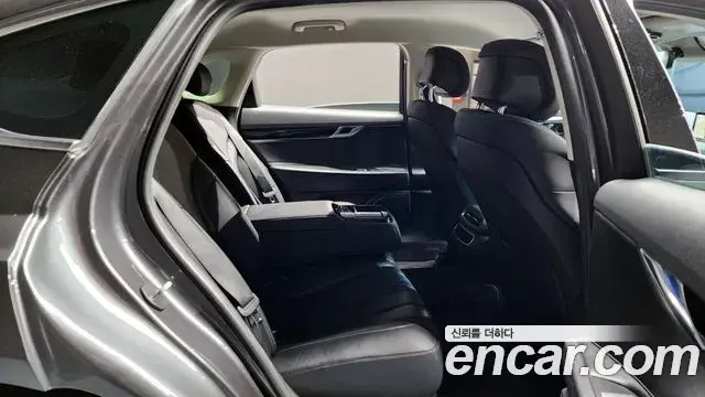 Genesis G80 2021 — Photo 10/20