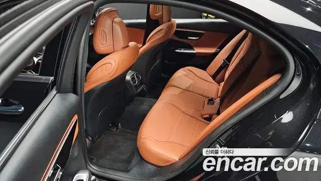 Mercedes-Benz C-Class 2023 — Şəkil 3/20