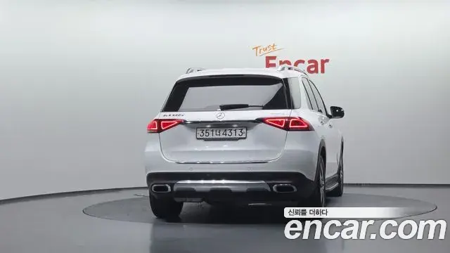Mercedes-Benz GLE-Class 2019 — Фото 4/20