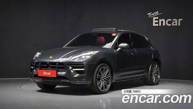 Porsche Macan 2021 — Photo 3/20