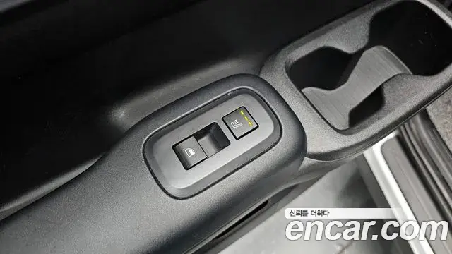 Hyundai Santa Fe 2024 — Şəkil 12/20