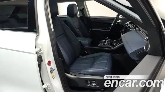 Land Rover Range Rover Evoque 2021 — Фото 10/20