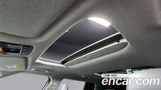 Hyundai Santa Fe 2024 — Фото 13/20